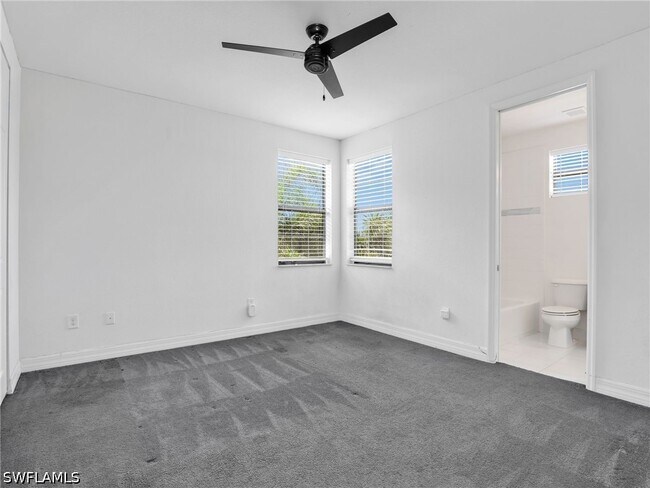 Building Photo - 10008 Chesapeake Bay Dr