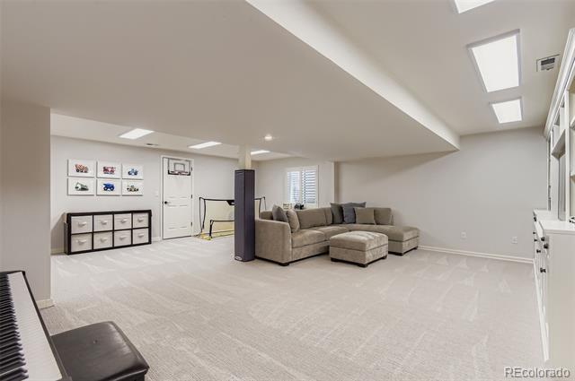 Building Photo - 16332 Parkside Dr