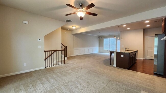 Building Photo - Modern Corner-Lot Townhome in Berkeley Vil...