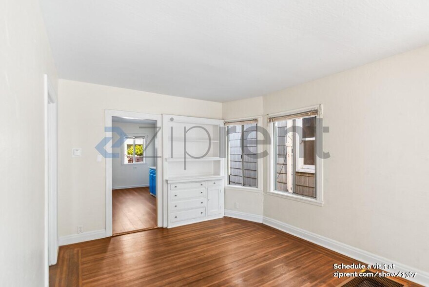 Building Photo - 1051 Stannage Ave