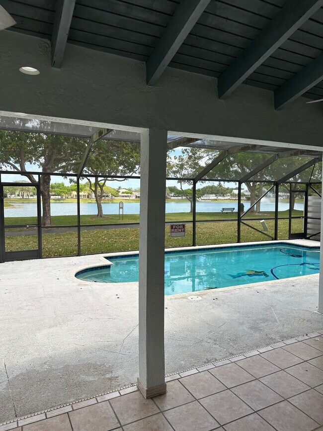 Building Photo - 14481 SW 146th Pl