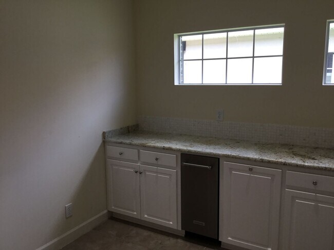 Building Photo - KENSINGTON SUBDIVISION IN FAIRHOPE