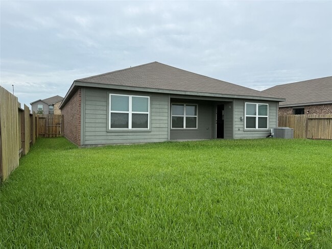 Building Photo - 8002 Vacek Meadows Loop