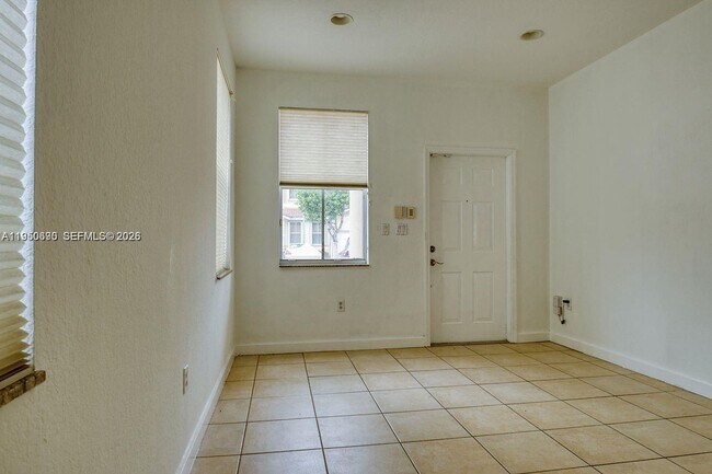 Building Photo - 12193 SW 124th Ct