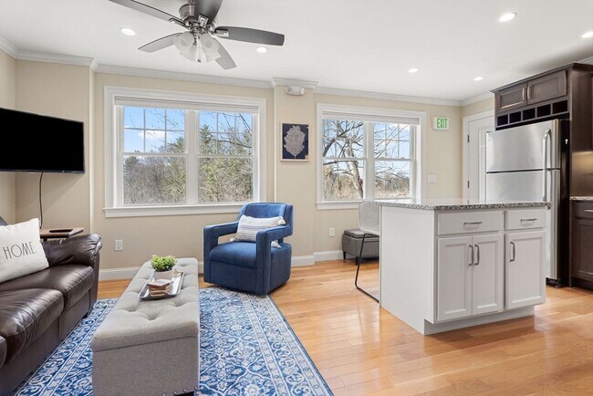 Building Photo - 48 Boston Rd