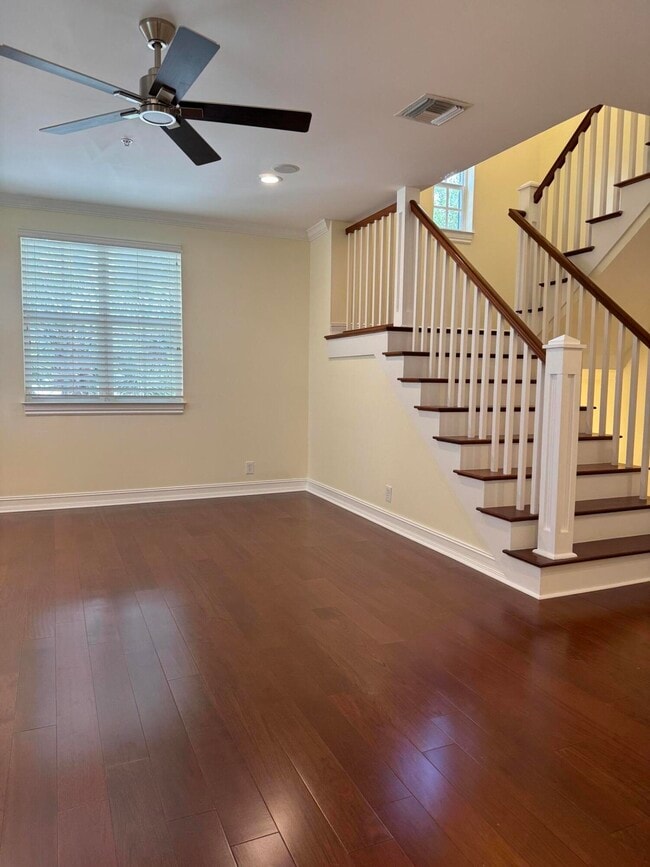 Building Photo - 503 N Mallory Cir