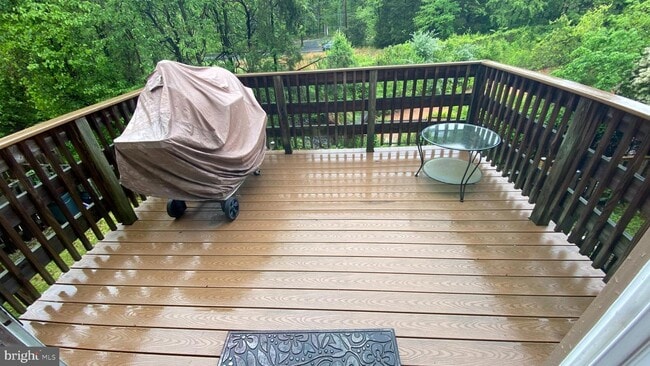 Building Photo - 5674 Chapel Run Ct