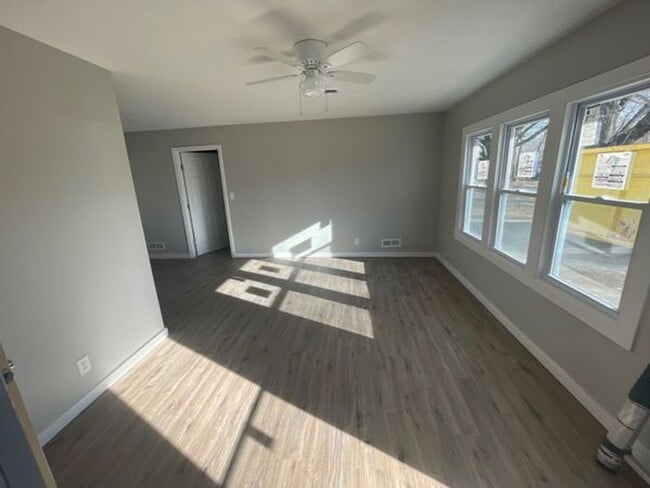 Building Photo - Cute 3 bedroom for rent!!!!