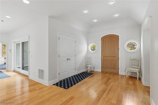 Building Photo - 28838 Lake Rd