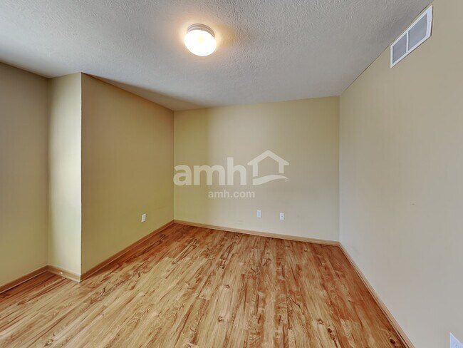 Building Photo - 2395 Featherwood Drive