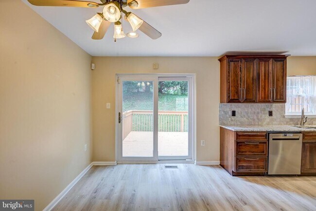 Building Photo - 4611 Kings Mill Way