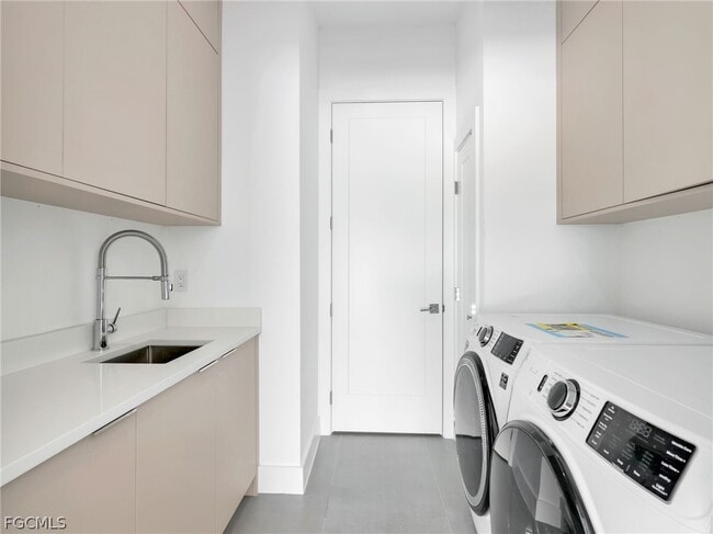 Building Photo - 6192 Kambach St