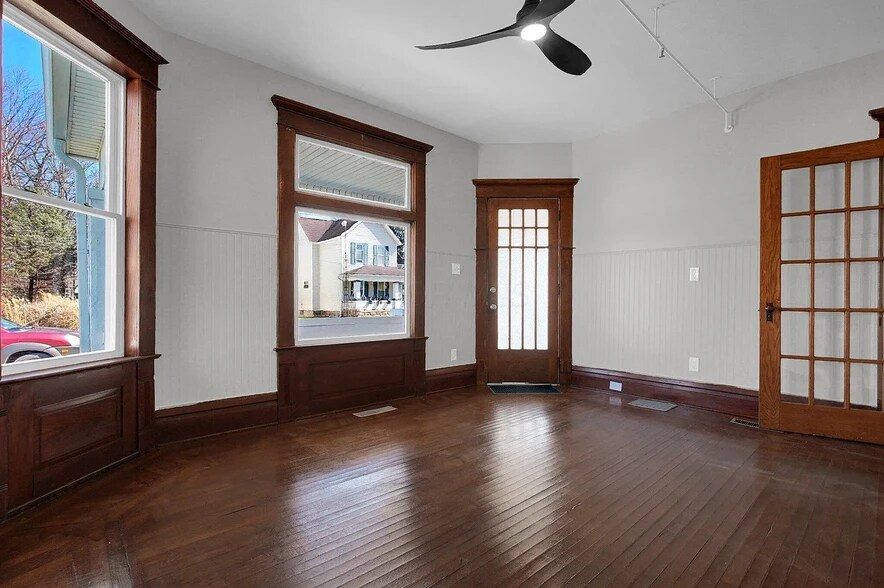 Building Photo - 193 Central Ave