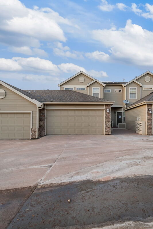 Primary Photo - 299 W Jamison Cir