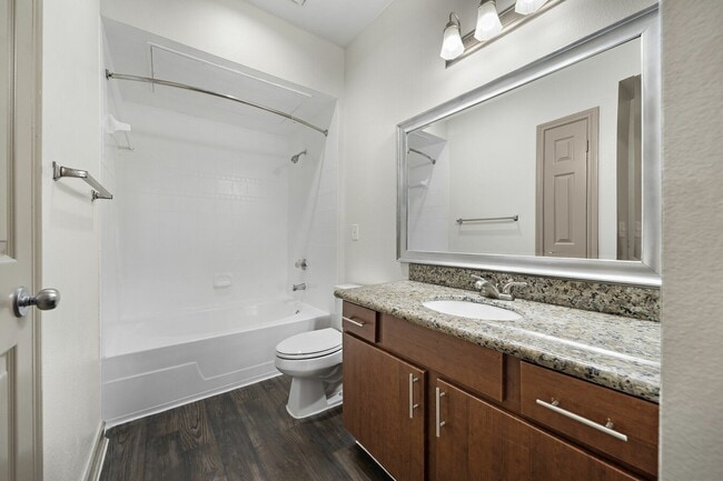 Building Photo - Move In Easy — $0 Deposit!