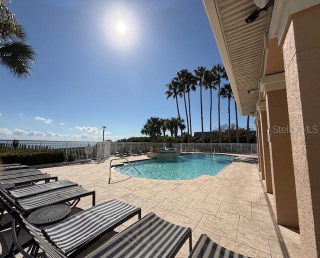 Building Photo - 2212 Bay Club Cir