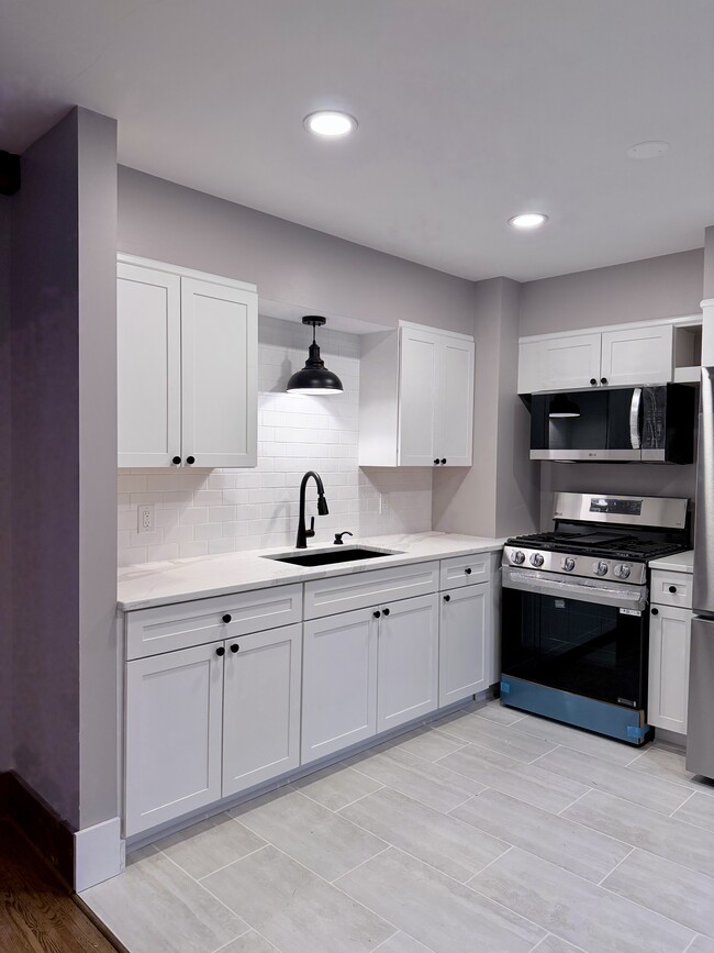 Primary Photo - 34 Bakerdale Rd