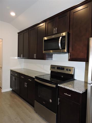 Building Photo - 2100 Penn St