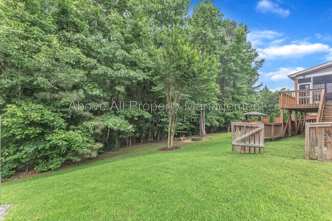 Building Photo - 8313 Henderson Rd