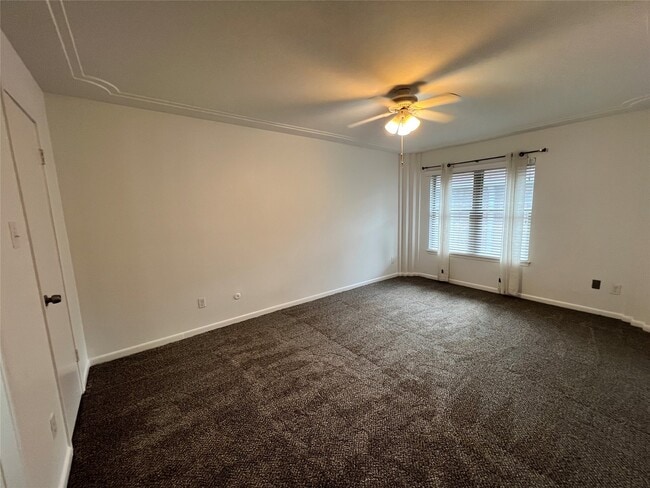 Building Photo - 855 Augusta Dr