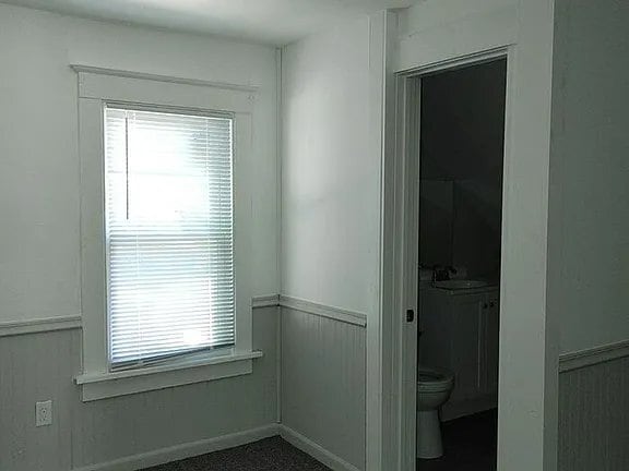 Building Photo - 3202 Caledonia St