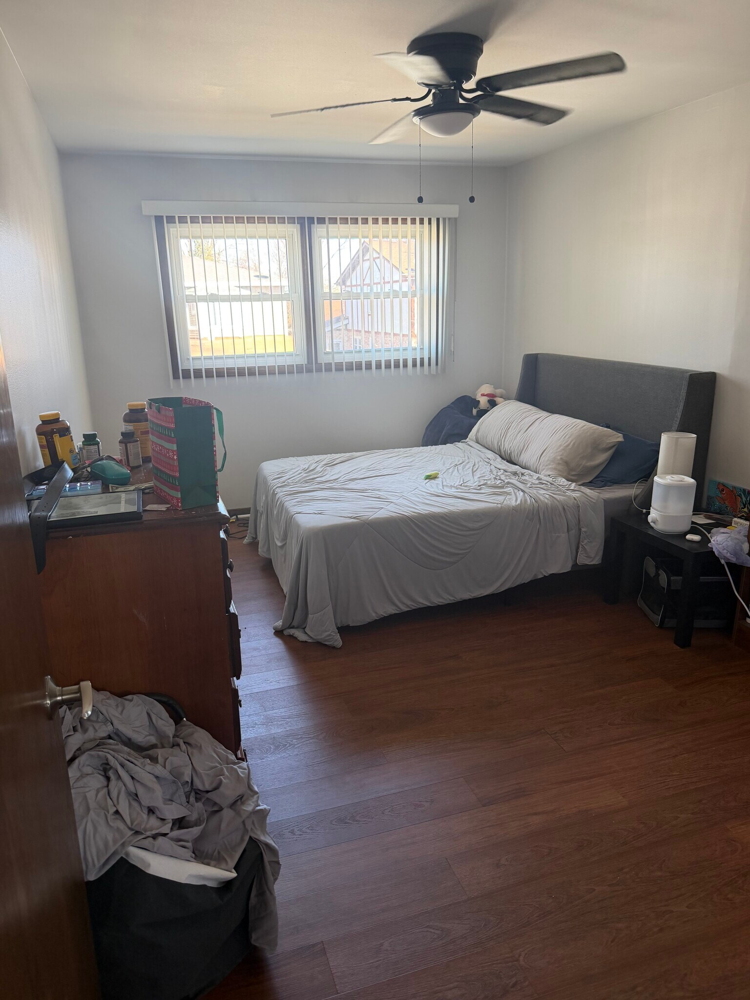 Building Photo - 1002 E Callero Cir