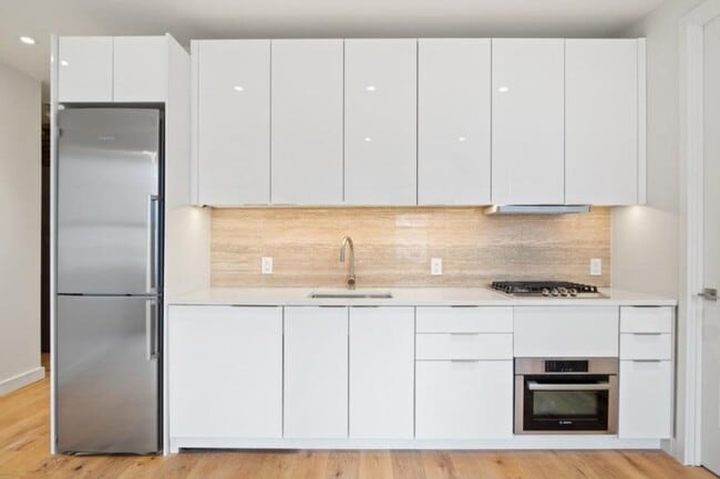 Primary Photo - 2 bedroom in New York NY 10011