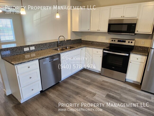 Building Photo - 2500 Millwood Loop