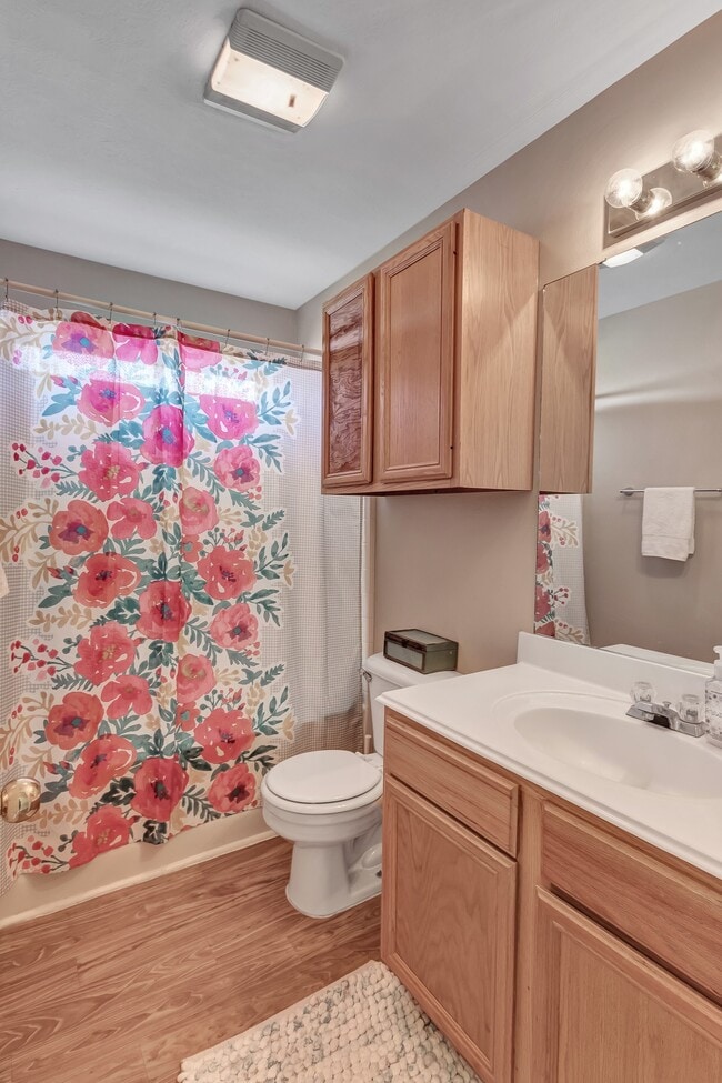 Building Photo - 2400 Pintail Loop