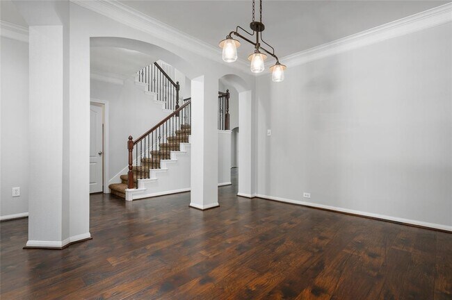Building Photo - 25303 Hall Meadow Ln