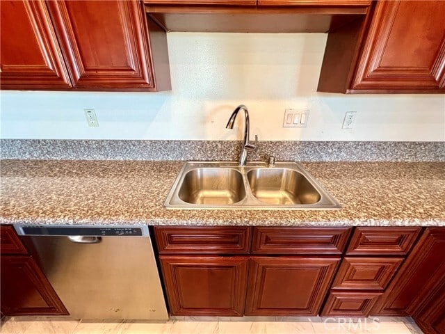 Building Photo - 1672 E Harvard Pl