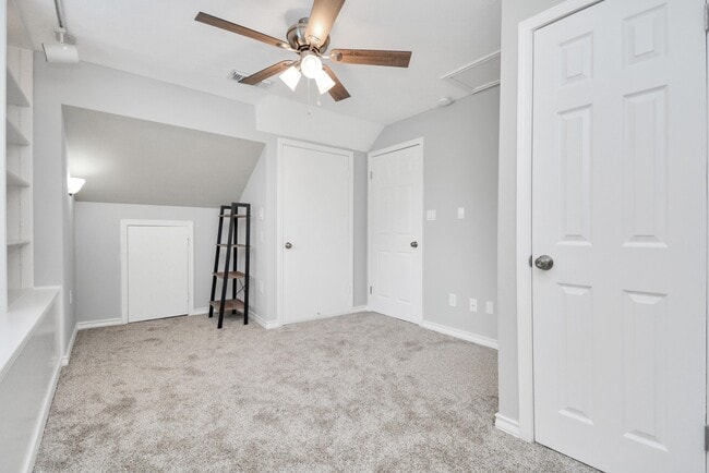 Building Photo - 12710 Barryknoll Ln