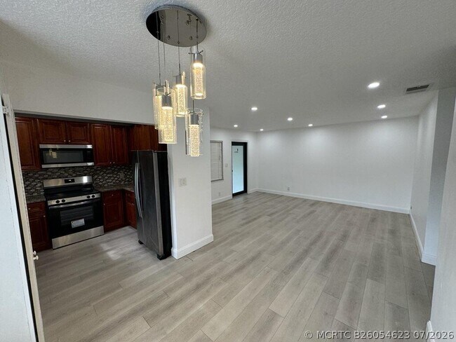Building Photo - 11660 NW 45th St