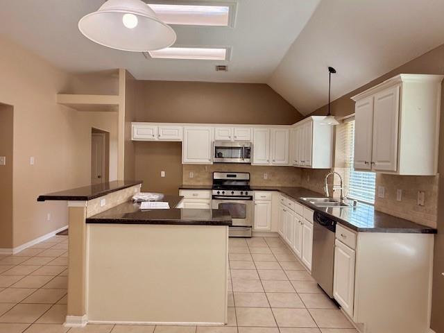 Building Photo - 1826 Oak Lodge Dr
