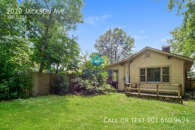 Building Photo - 2070 Jackson Ave