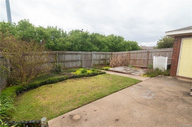 Building Photo - 8357 Grand Oaks Ct