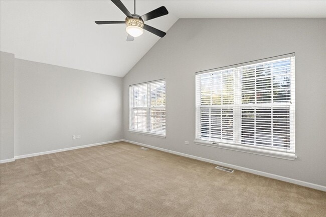 Building Photo - 3817 N Milwaukee Ave