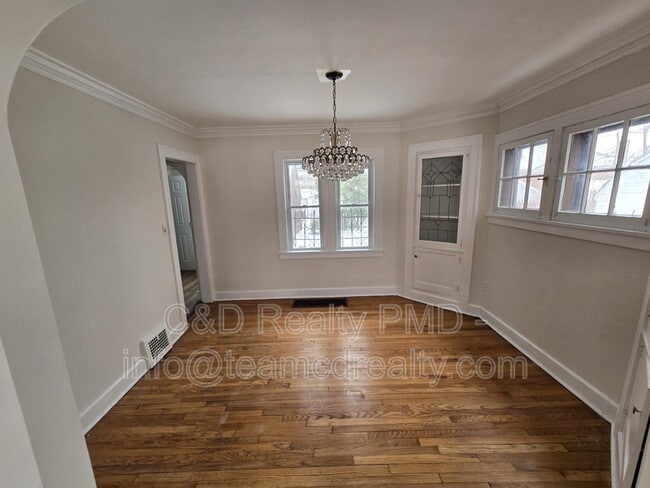 Building Photo - 15602 Delrey Ave