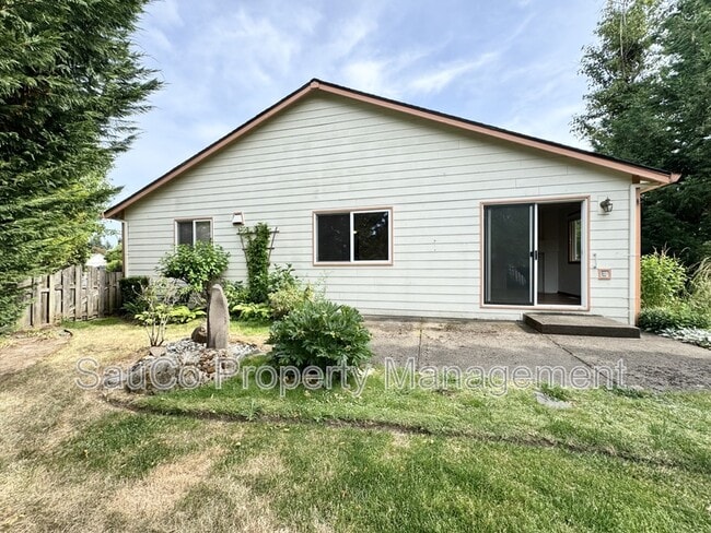 Building Photo - 1935 SE 75th Ct