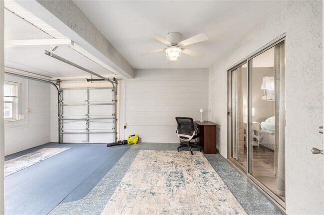 Building Photo - 9382 SW 89th Court Rd