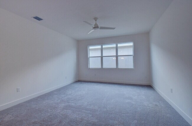 Building Photo - 9632 Highland Pointe Pass