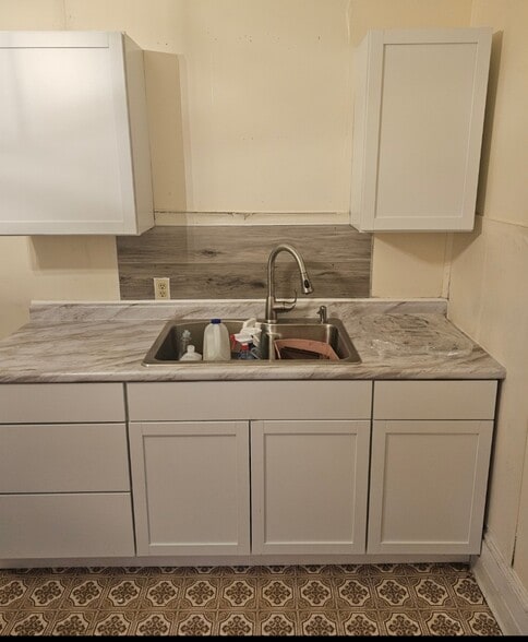 Kitchen - 1415 Buffalo St