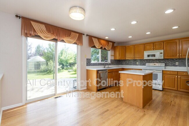 Building Photo - 1315 Nassau Way