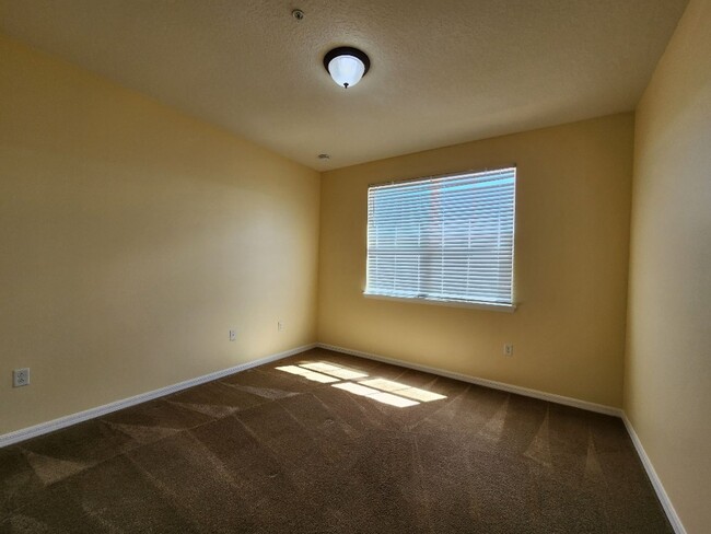 Building Photo - Gorgeous 3-Bedroom, 2.5-Bathroom Townhome in Orlando