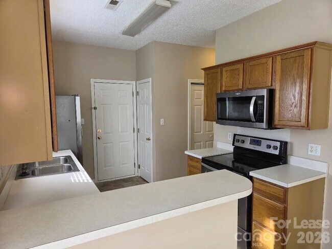 Building Photo - 5325 Timbertop Ln