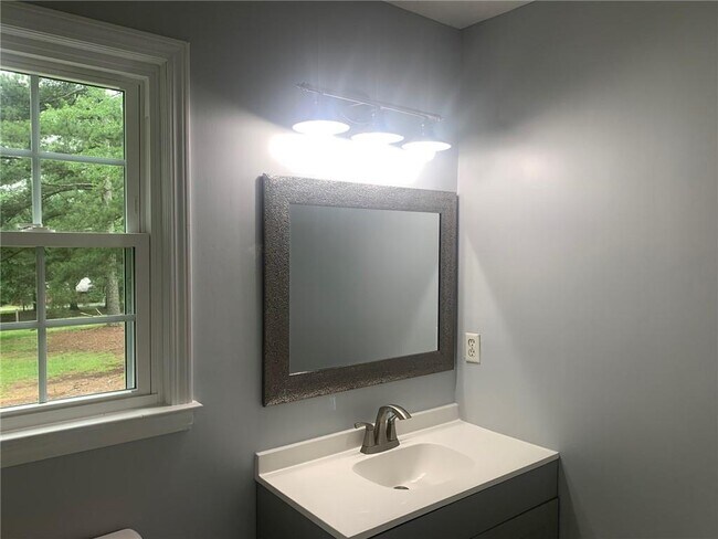 Building Photo - 3229 Bold Springs Rd