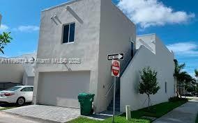 Building Photo - 6681 NW 104th Ave