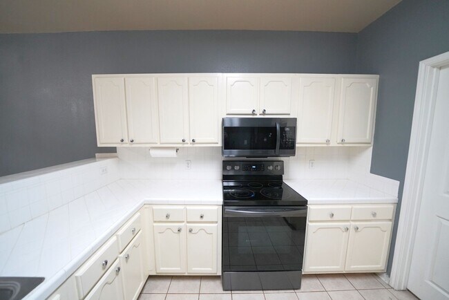 Building Photo - 68 Chapel Hill Cir