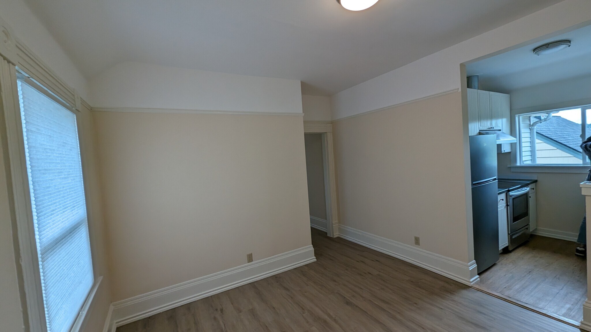 Main entry room - 4049 Latona Avenue NE
