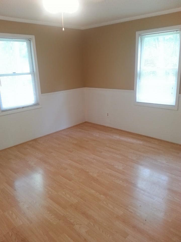 Building Photo - 813 Tippit St